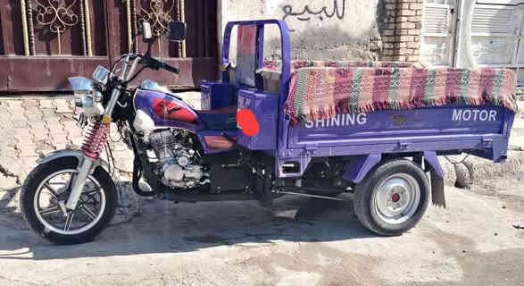 السلام عليكم شباب ستوته للبيع جمره كربلائيه 
 موديل 2023 طالعه ب 2025/10/1 مرقم جاهز لوحات وسنويه للاستفسار ***********
