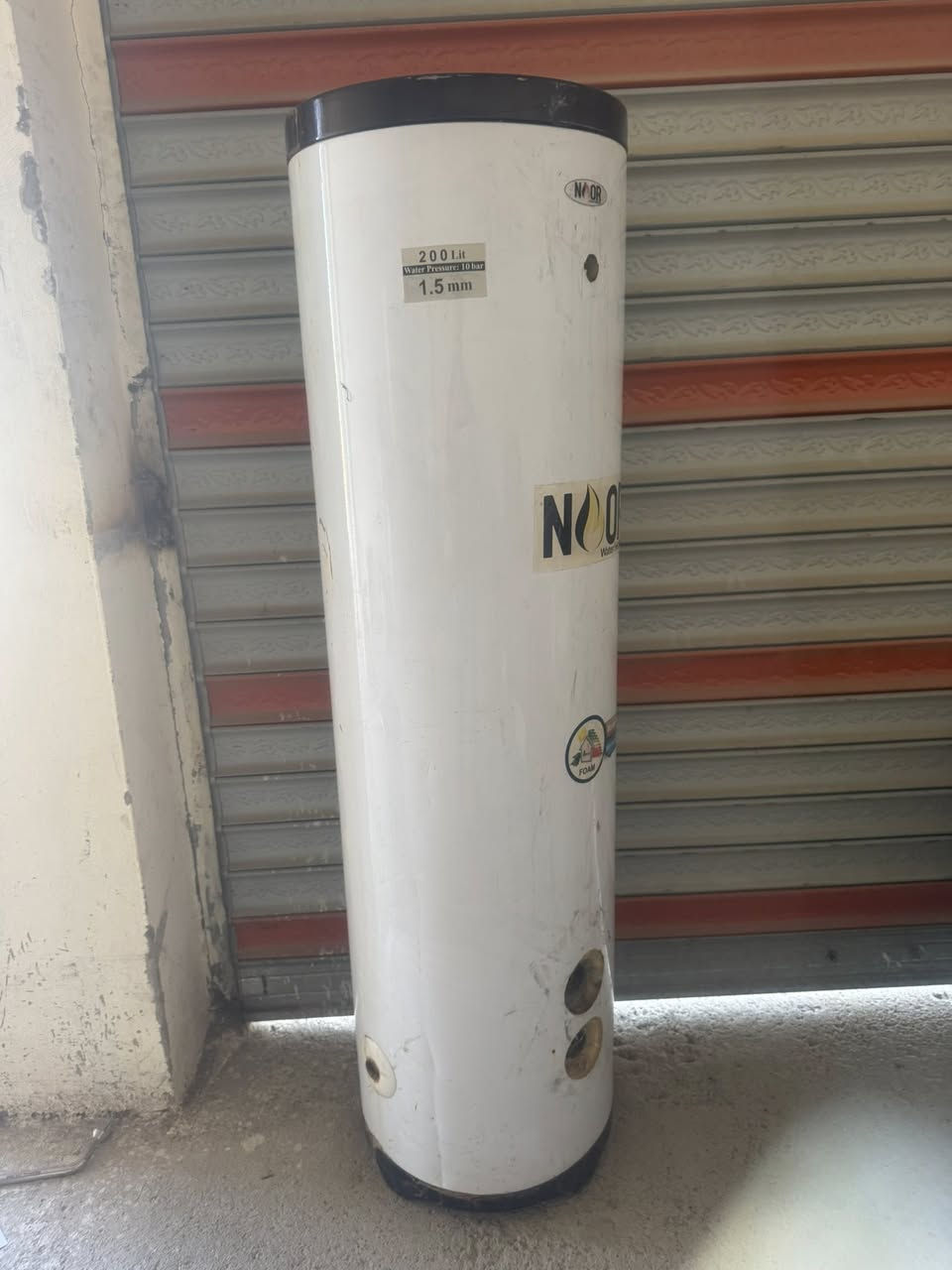 ‏كيزر أصلي 200 لتر صوبة عمودية غازية مكان كنعان ***********
