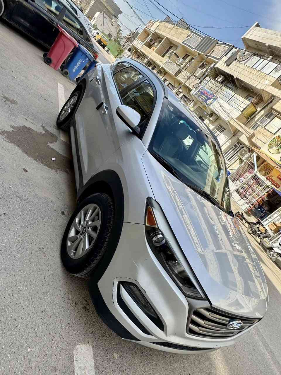 السلام عليكم للبيع توسان 2018 امريكي
رقم بغداد سنوية جديدة مشروع وطني 
 مكفولة السيارة من الصبغ والبارد
قمارة حديد السعر 170 ورقة  
 الاتصال على ((***********))
مكاني بغداد اعظميه .
