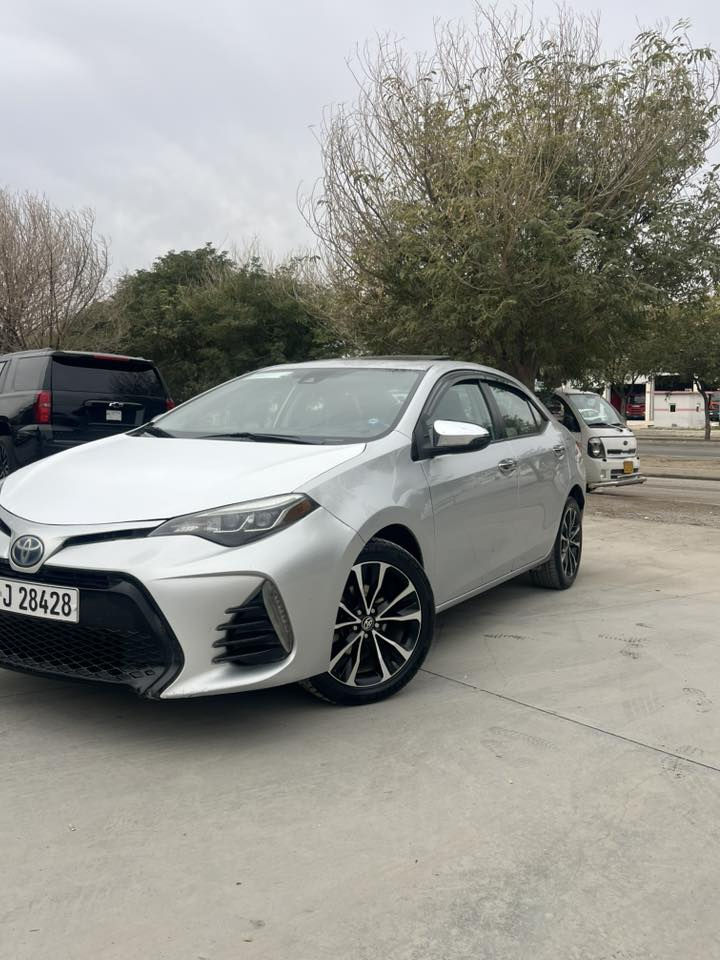 كورلا 2017
لون سلفر رقم سليمانيه الجديد
بشرط تحويل سنويه جديده
ماشيه 100
فقط بونيد بلادي ومصبوغ 
بدون ايرباك وبدون دواخل 
تخم تاير جديد صدر جديد
السياره فول مواصفات خمسينيه
سلايت بصمه تشغيل وابواب وصندوق بصمه
4 ويل كروم بلادي
4 دسك
كير ستيرن 3 انضمه قياده
لايت زنون دبل عدسه
داخل جلد 
السياره جديده حيل بدون نواقص 
العنوان قضاء كلار ***********
السعر 158 وبيهه مجال
