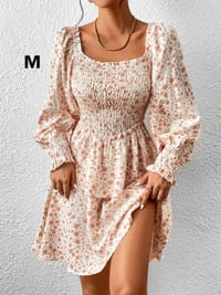 مقاس M • متوفر • توصيل لجميع المحافظات