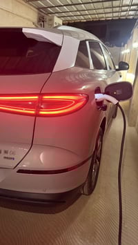 شواحن ذكيه • تركيب معتمد • دعم ٢٤ ساعة