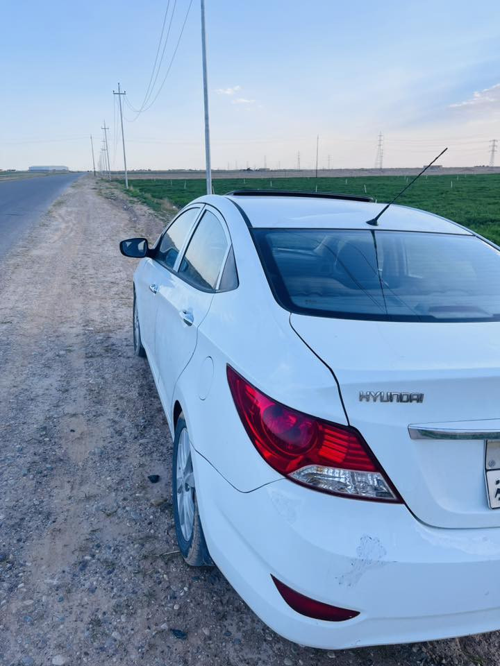 السلام عليكم
اكسنت خليجي 
2012
لون ابيضّ 
رقم سليمانيه تحويل او وكاله مباشر 
فتحه سقف اشاير بالمري منفذ تايبسي منفد أواكس 
ماشيه 240km
محرك 1600كير صدر دبلات امامي خلفي تخم تاير 
صبغ نص جاملغ خلفي  +ربع جاملغ امامي رش فقط بدون حادث 
السعر اتصل الخاص مفتوح 
مكان السيارة صلاح الدين قضاء العلم 

‭0771 867 6389‬
***********
