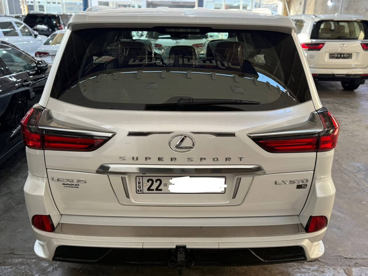 🇯🇵 LEXUS  LX570 🇯🇵
لكزس سبورت 570 

اللون : ابيض 

الموديل : 2021

العداد : 31000الف

حجم المحرك : 5700 Cc

عدد الاسطوانات : 8 اسطوانات ( 8 سلندر )

فول مواصفات ( Full Options)

السياره رقم اربيل 

مكان السيارة. بغداد النهضه معرض علي كريم 

الاستفسار ***********
