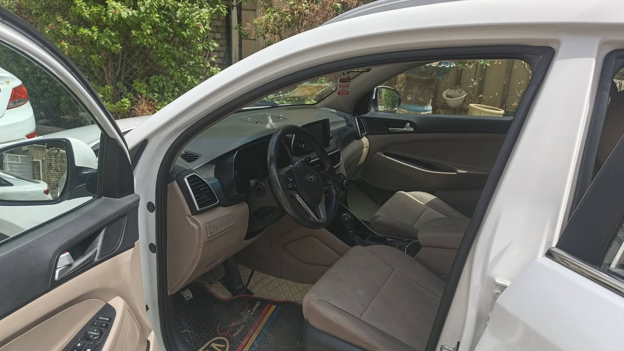 السلام عليكم توسان 2020 مكفوله كفاله عامه ماشيه 94,000 رقم الموبايل
***********
مكان السيارة البلديات
