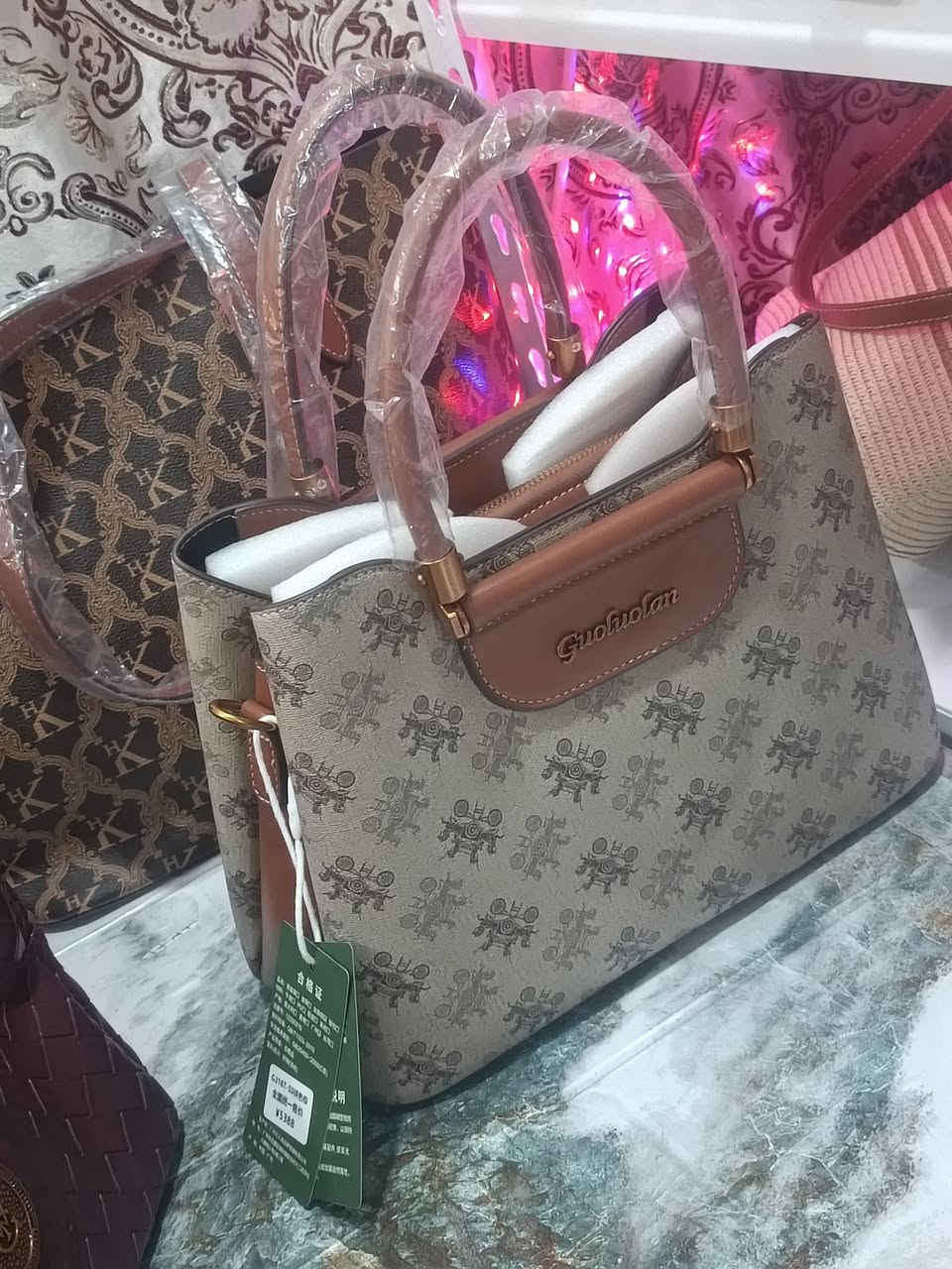 جنط ماستر كوالتي عالي كله اختام اصلي وباانسب الاسعار يوجد توصيل لجميع المحافظات 5 الف


**إذا كنت صاحب هذا الإعلان وتريد حذفه لأي سبب، رجاءا أرسل رسالة إلى الدعم الفني**