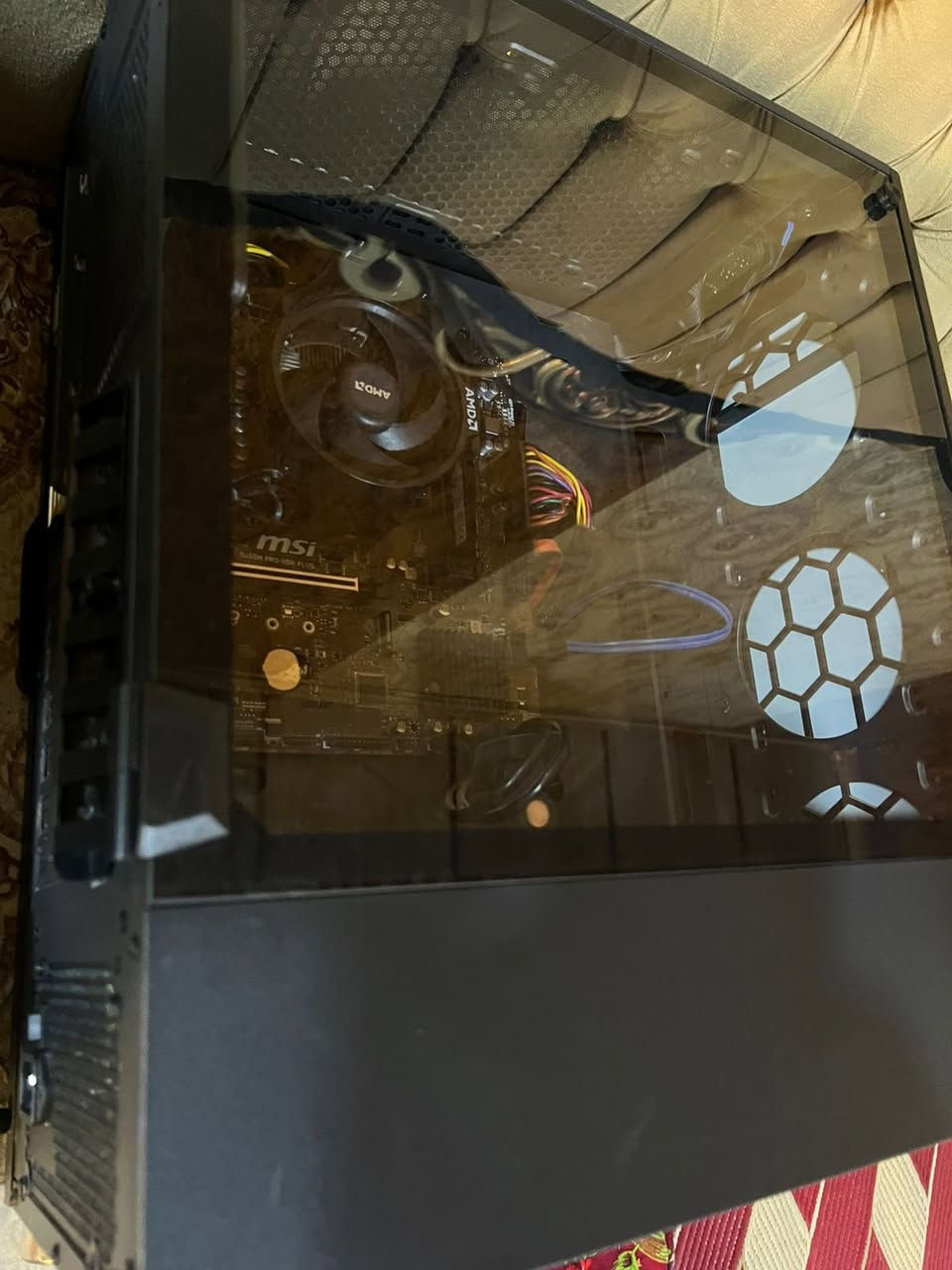 للبيع لاستفسار اتصل ***********
