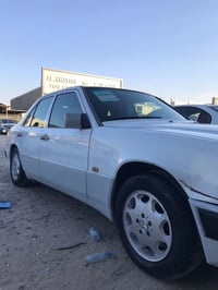 مرسيدس دب 300 • ١٩٨٨ • رقم بغداد