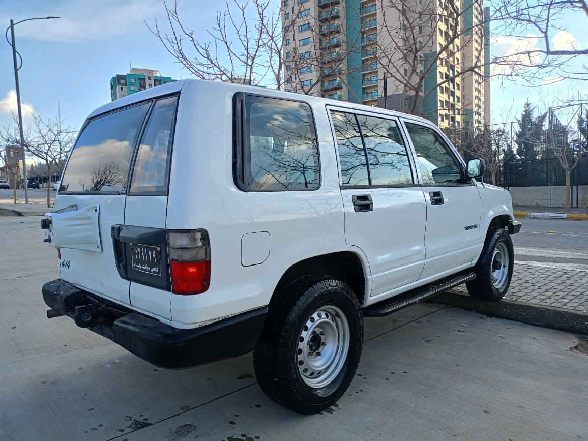 ئاسوزو یابانی مۆدێل 2000
ئاڕمی پلاستیکی سلێمانی
گێڕ عادی  ناوبۆر دەبڵ ئێرباگ
  تەبرید ساردو گەرم 
 مەکینەی بیلادی٣ ھەزار  بلاجکتۆر ئۆکس و بلوتوز
 ویل کونەمشک تایەی جەبەلی لایت زینۆن دەبڵ گێچ کارەبای مەزبوت  چەن پەڵە بۆیاخێکی ھەیە بێ دەعم 
گێڕ مەکینە ئەکسل تەقەو رەقە تەبرید بەشەرت پێشوو دوای تازە داگیراوە لۆک لۆکە  
ئاڕم و ئەوەلیات و غرامە و حیجز بەشەرت ئاڕم بەشەرت
سعری ٥٣$گەڵاو مەعامەلە شوێن سلێمانی
گۆڕینەوەش ئەکەین بەشتێک دڵمان بیگرێ 
***********
سفر حەوسەد و حەفتا دوسەدوپەنجاودوو چل سیویەک السليمانية, العراق
