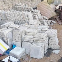 كاشي للبيع نظيف  الحجم ابو ٣٠ وبو ال ٢٠ السعر على المتر او مفرد للاستف...