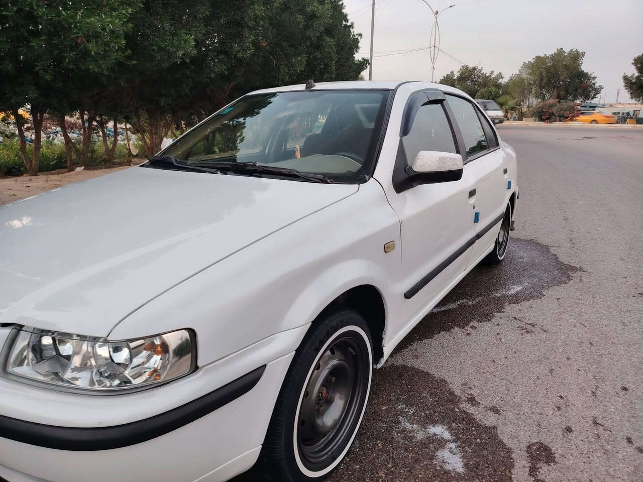 سلام عليكم سمند موديل 11 رقم ذي قار بسمي سيارة نضيفه مكينه فرنسي جديد تبريد ثلج حداديه توني مسويهه طخم تاير خطه جديد تحويل ثاني يوم مستعجل علا بيع للستفسار ***********السعر 38

