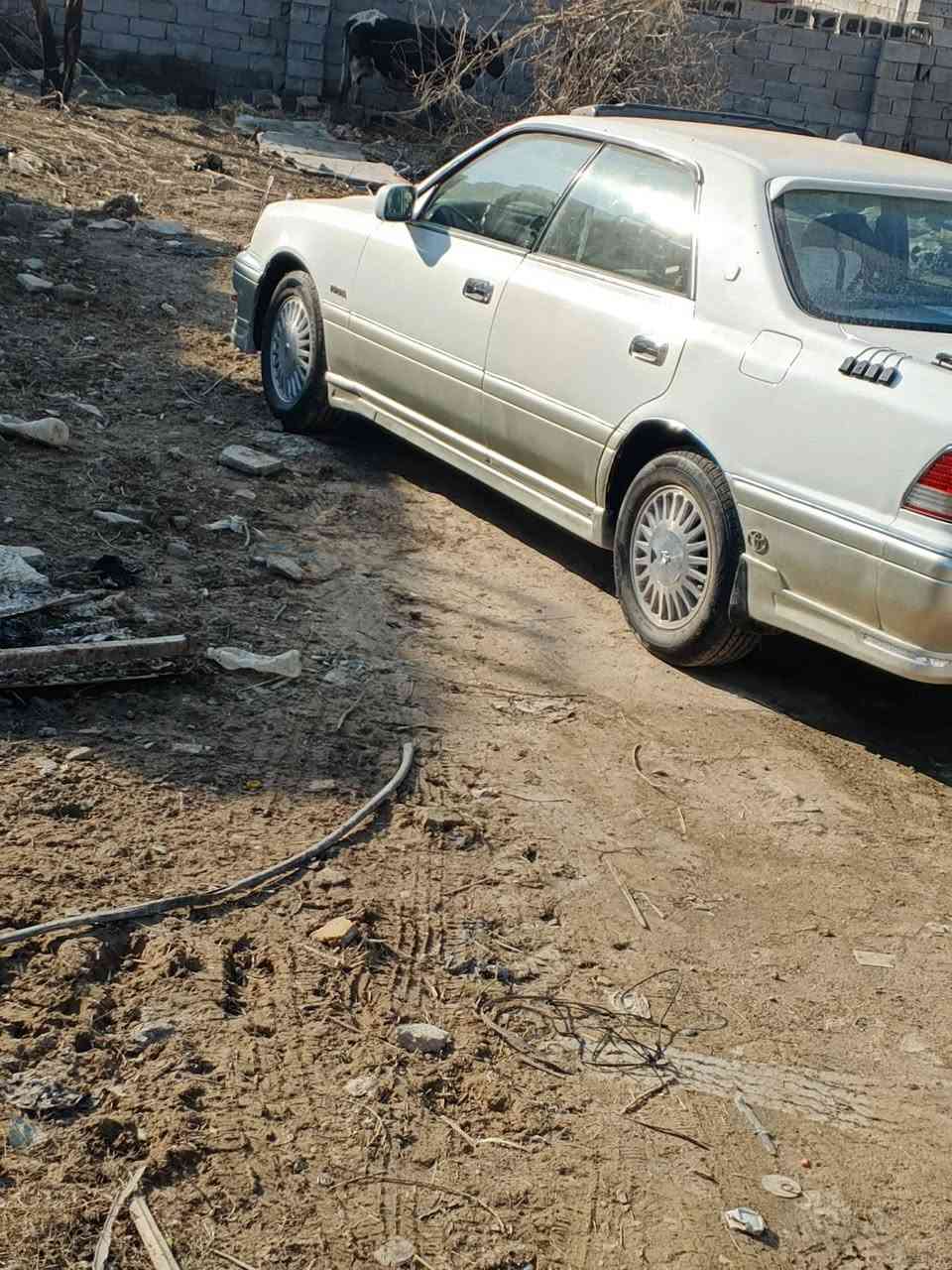 راس الثور للبيع موديل 2000مكفوله كفاله عامه السعر 90وبيه مجال رقمي ***********
