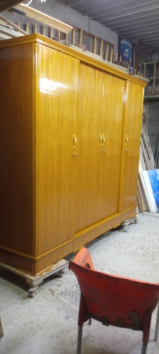 سلام عليكم كنتور ابو لربعه نضيف جدآ اخو لجديد سعره 195 و بي مجال نجف مقابل قريه الغدير شارع المطحنه ***********
