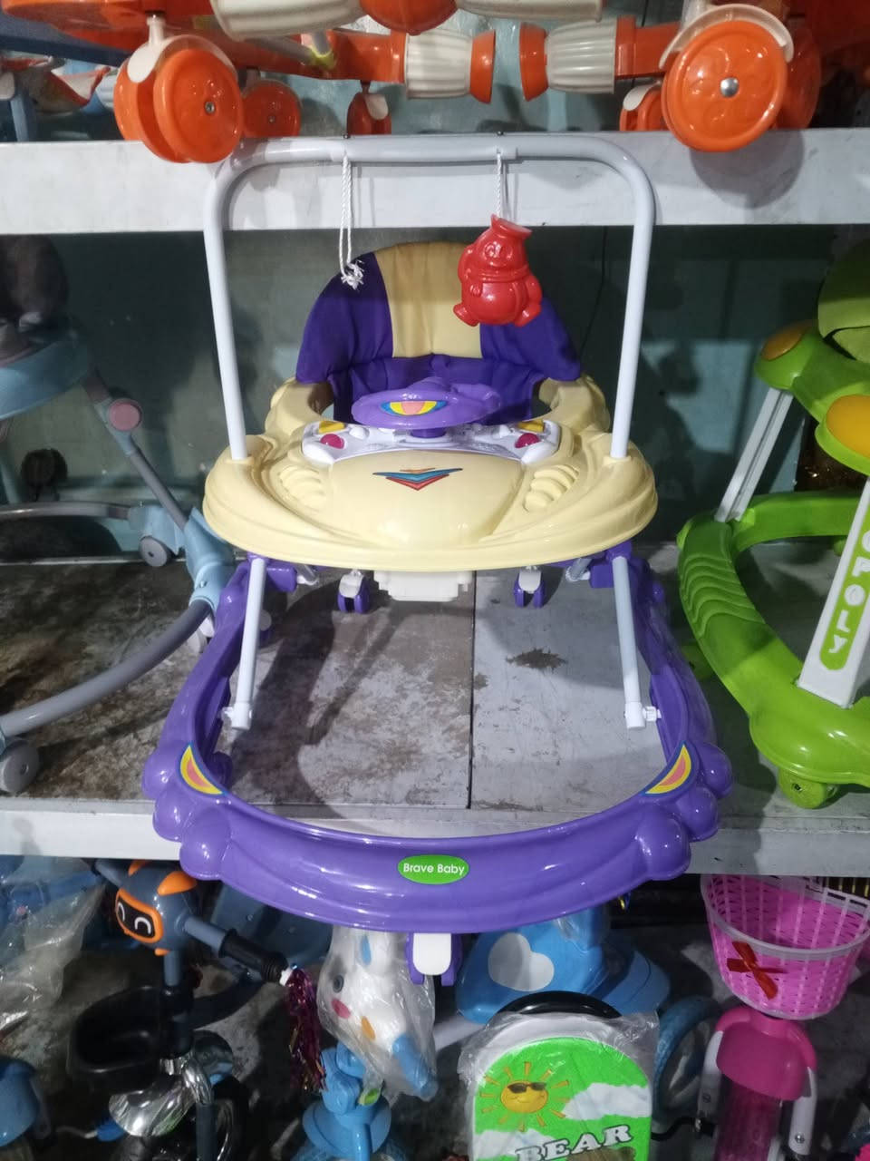 متوفر كافه مستلزمات الاطفال من حجلات وكليكورد وعرباين ومقعد اطفال توصيل داخل الشرطه الرابعه مجاني 💯✨💯لمعرفه السعر او الاستفسار التواصل واتساب*********** 
او الاتصال على ***********‬‏
متوفر توصيل عنوان المحل بغداد سوق الشرطه الرابعه مقابيل خياطه ابو وسام
