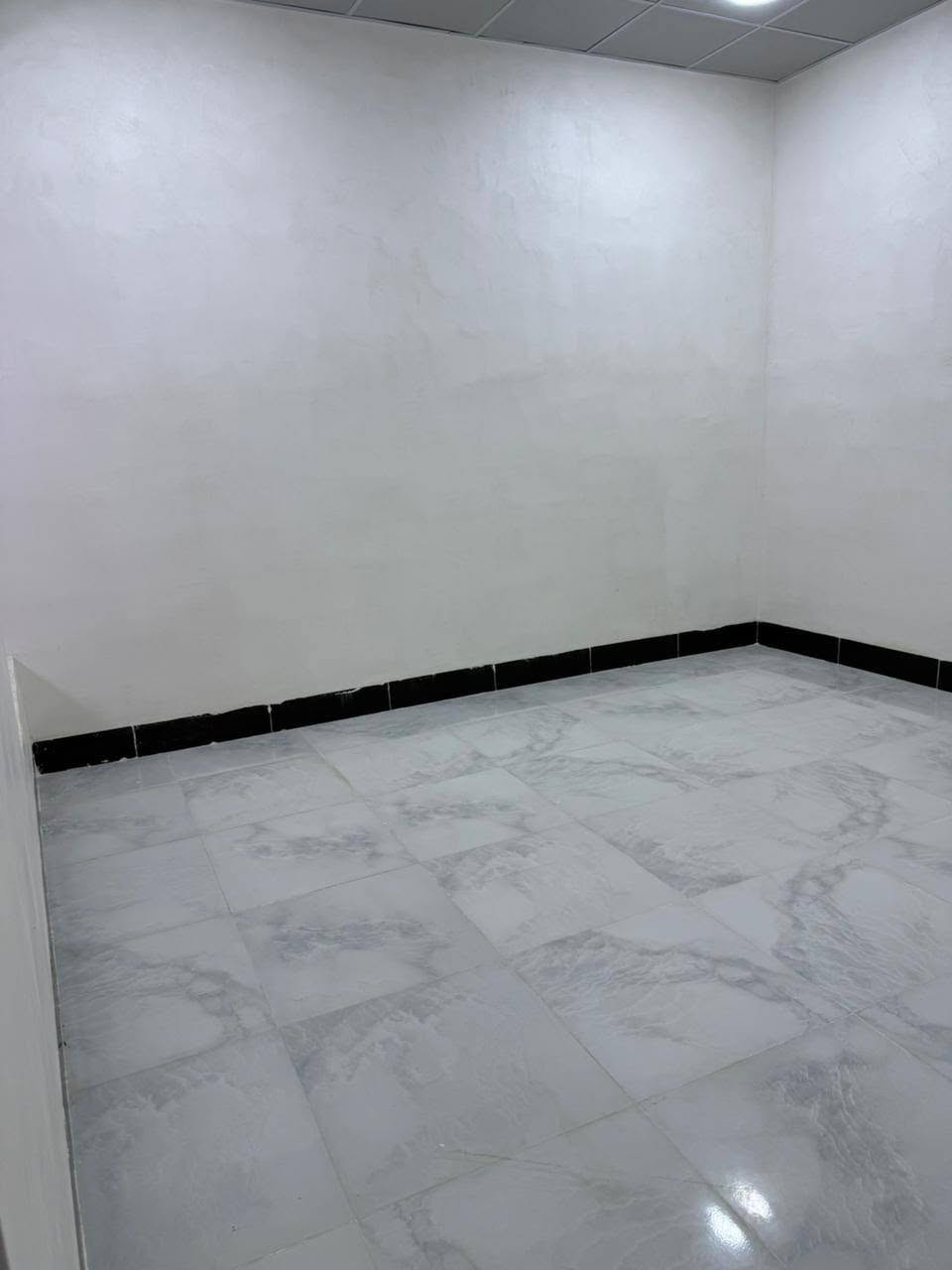 اعلان 📣📣
دار للبيع زراعي مساحه 100متر طول صفر ممسكون 🏠

يتكون من غرفت نوم صاله مطبخ صحيات درج داخلي🏠 بيتونه 🏠🏠🏠

موقع العقار 55قرب جامع الراشدين 🏠

سعر مناسب 32مليون بيه مجال 💵💵

استفسار على الرقم ‏‪***********‬‏📞📞
