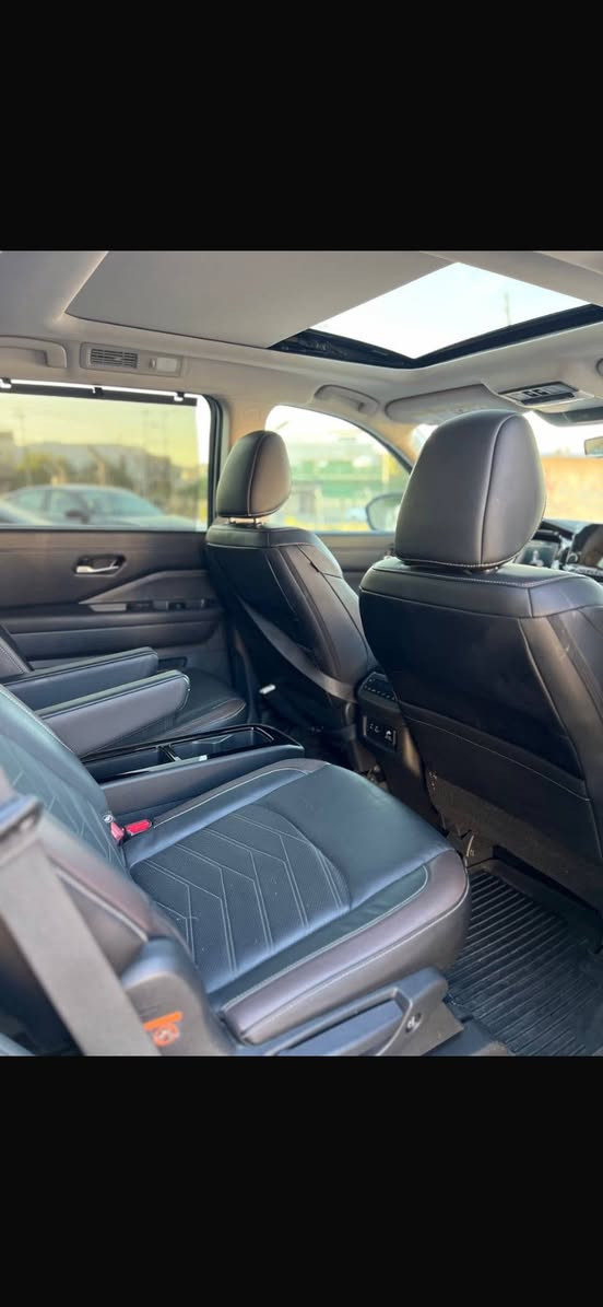 سلام عليكم ورحمة الله وبركاته
NISSAN PATHFINDER

(PLATINUM)
-----------
عداد المسافة 28 mile

💵 (السعر/ 32000 $ ) 

المواصفات :

بصمة تشغيل
بصمة ابواب
تشغيل عن بعد (Remote Start)
صندوق شفط كهربائي 
فتحة سقف بانوراما 
السيارة دفع رباعي 4WD
رادار امامي (تحديد مسار)
رادار جانبي (نقاط عمياء)
رادار خلفي (تحذير من الاصطدام)
Data Show
حساسات امامية+ خلفية
سستم سماعات BOSE
اوتو بارك Auto Park
كاميرات 360°  
كشنات جلد
كشنات ميموري
كشنات تدفئة+ تبريد 
كشنات خلفية تدفئة
كشن خلفي منفصل  
دشبول ديجيتال 
تبريد قطعتين لمس
تحكم وضعيات القيادة...Drive Modes 
شفتات + تحكمات استيرن 
هيتر استيرن
Apple Car Play
Android Auto 
هاند بريك بصمة
اوتو هولد Auto Hold
اوتو ستارت Auto Start
اوتو ستوب Auto Stop 
مانع انزلاق+ABS
شاشة كبيرة لمس+كاميرا
منافذ AUX+USB
وبقية المواصفات المعروفة

(العنوان/كركوك )

( رقم شاصي  )
5N1DR3DK3RC228313
             
للاتصال/ استفسار على رقم 

 ***********   اتصال
----------------------
***********  اتصال
----------------------
***********  واتساب
-----------------------
