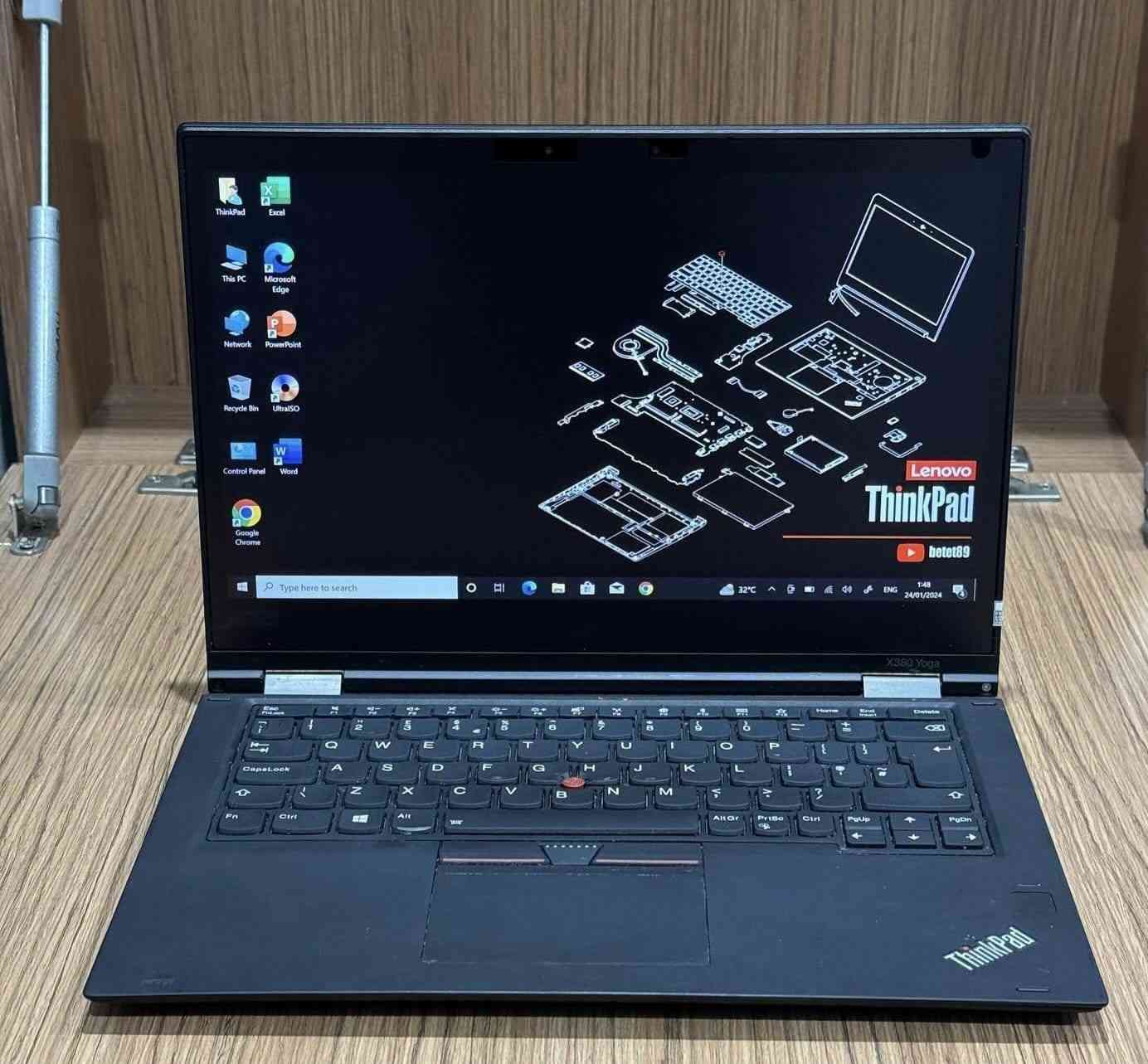 لابتوب Lenovo yoga x390 لمس قلاب 
المعالج core i5 الجيل الثامن
رام 8 كيكا DDR4
الهارد 256 كيكا SSD
كرت الشاشه Intel Uhd 630 حجم 4 كيكا
الشاشه حجم 13.5 انج ضد التوهج دقة fhd 1920x1080 نوع ips لمس قلاب 360 درجة مع القلم الاصلي للجهاز 
باتري ليثيوم 6 خلايا  شحن سريع 65 واط والباطرية ممتازة وشاحن تايب سي 
كامره دقة hd تحتوي قفل فتح وغلق الكامرة 
بصمة اصبع نضام حماية 
 منفذ تايب سي و رام  وhdmi وباقي المنافذ   الحاسبه كلش نضيفه وحلوه
السعر 350 الف النجف, العراق


**إذا كنت صاحب هذا الإعلان وتريد حذفه لأي سبب، رجاءا أرسل رسالة إلى الدعم الفني**