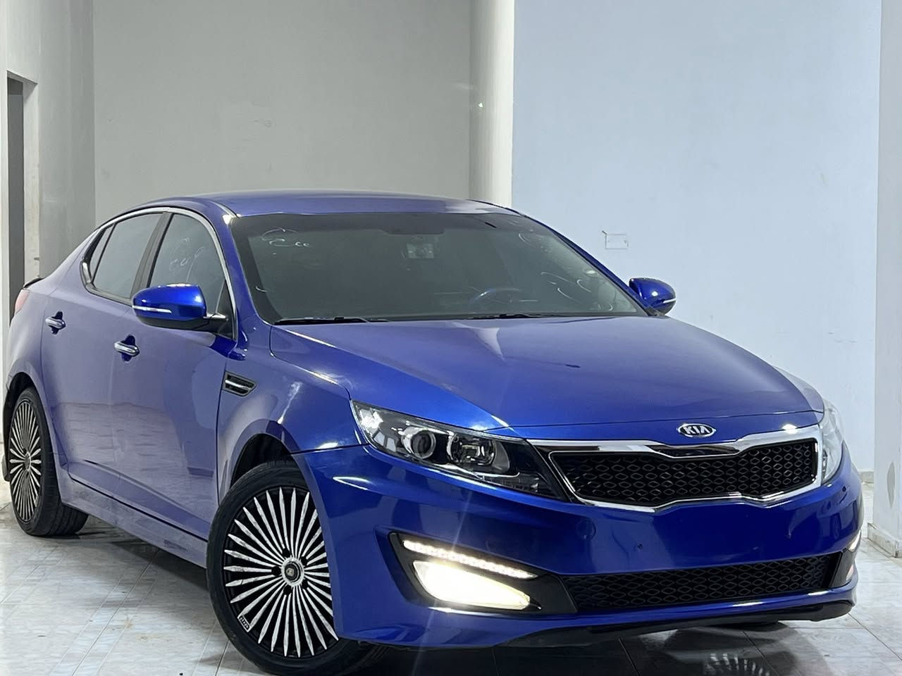 🤍بسم الله ما شاء الله 🤍 🤍الله ايبارك ع زين ❤️‍🔥
🤍معرض الخال لبيع وشراء السيارت🤍
✅ طبعآ زي ماعودناكم بالعروض المميزة والنضيفة👌
🔹️ نوع السيارة : كيا ابتماء ❤️بسعر28400
🔸 الموديل :  2012✔️
  🩵  محرك 20 العادي  ✔️ 
🔹المسافه المقطوعه: 85 الف KM  ☑️

📍 استيراد كوري حديث 💯🔥
حديثه الوصول 
✔ اللون جميل💙💙💙😍 
📍فل الفل جميع المزايا🏅 :
✔ مفتاح بصمه 🔑
  ✔️ مرميض بارزة  
✔ مسجل cd.usb.aux 💿🎶
 ✔️ حساسات خلفيه 
✔ صالون جلد تبريد وتسخين 🏅 
✔️ مقاعد كهربائية  ذاكرة تخزين للمقاعد 
✔   إضاءة ليزرية طويل وقصير
✔ فليتشة بالمرآة   طي المرآة كهربائي 
✔ فورمايكا  
بالفودرة والابواب 
✔ تحكم كامل بالمقود 
✔ مثبت سرعة
✔ تدفئة بالمقاعد 
ديسكو 17🫠 
✔ حساسات اصطفاف أمامية و خلفية.
💢 سيارة نظيفة الصلاة ع النبي 🥇خالية من الحوادث والقص والقشرة والسوس الله يبارك 🤲🥇
⚙ محرك✅ وكمبيو✅ وصالة✅ الله يبارك عيب لا🔥💯
السعر////////28400
للاستفسار 
0916070765
0913937341


**إذا كنت صاحب هذا الإعلان وتريد حذفه لأي سبب، رجاءا أرسل رسالة إلى الدعم الفني**