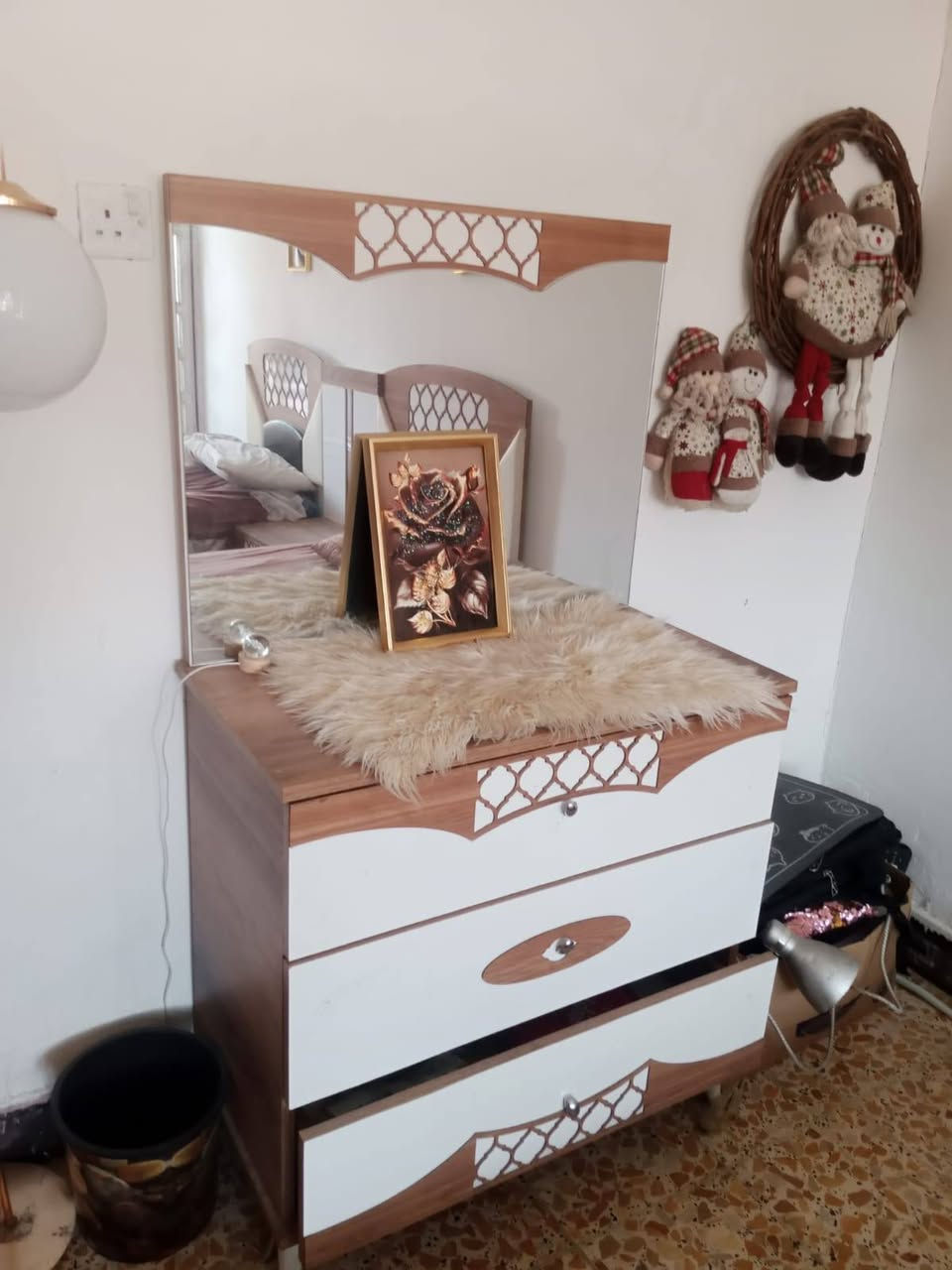 غرفه شبابيه للبيع ثنين سرير تخت مكسور ثنينهن مكان زعفرانيه السعر 200باقي غرفه جديدة لوك


**إذا كنت صاحب هذا الإعلان وتريد حذفه لأي سبب، رجاءا أرسل رسالة إلى الدعم الفني**