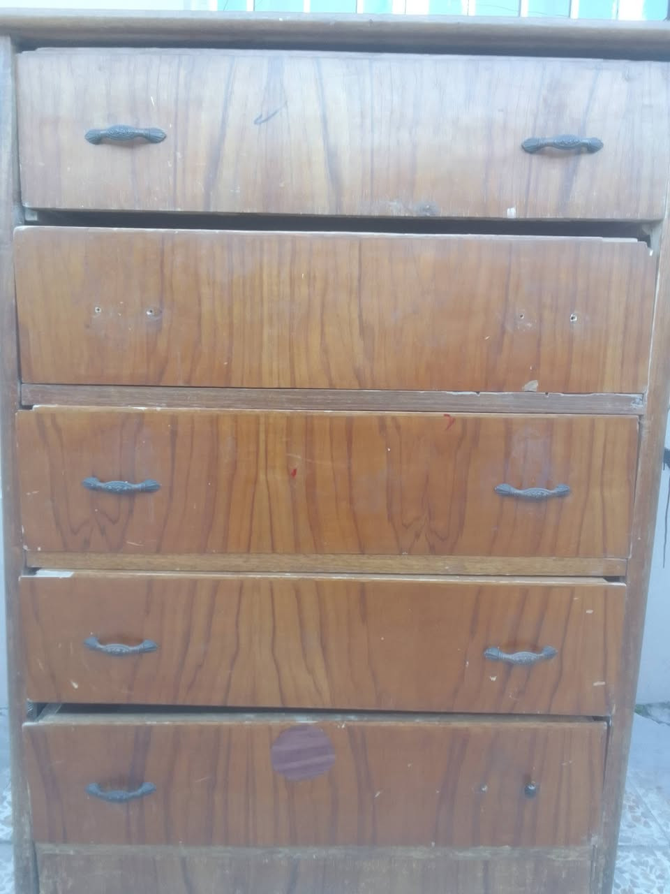 للبيع سعر 60. ***********
