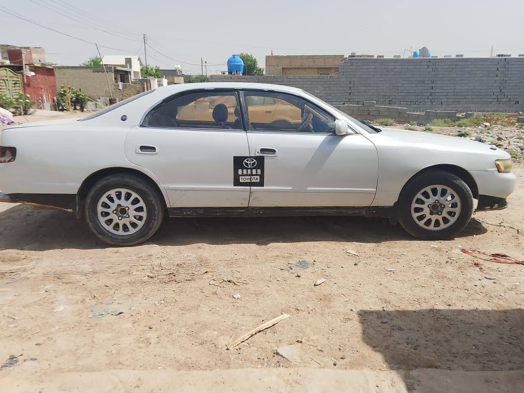 سلام عليكم  سيارة شيزر موديل 94 بسمي سنوية 29 شهر العاشر انتهاء  بيهة فقط جاملق معمر السعر 35  *********** واساب العنوان بغداد
