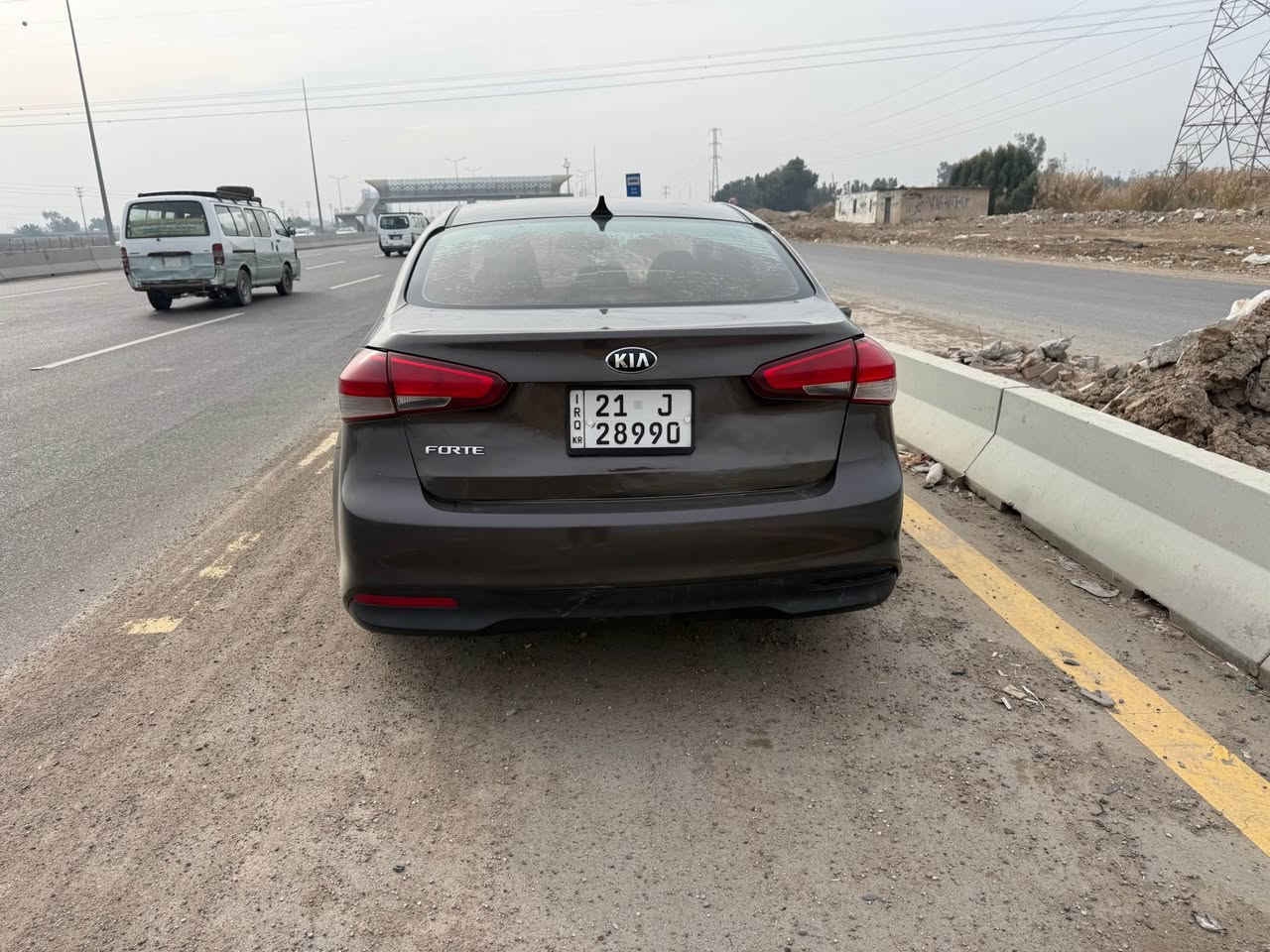 كيا فورتي موديل 2017
ضرر بس بنيد مفتوه بدون يرباك
وبارد بل صندوك
سونر مرفوق بل منشور
سياره حلوه وخير من الله
السعر 118وبيه مجال بسيط 
رقم سليمانيه هزه جديده 2026

*********** بغداد, العراق
