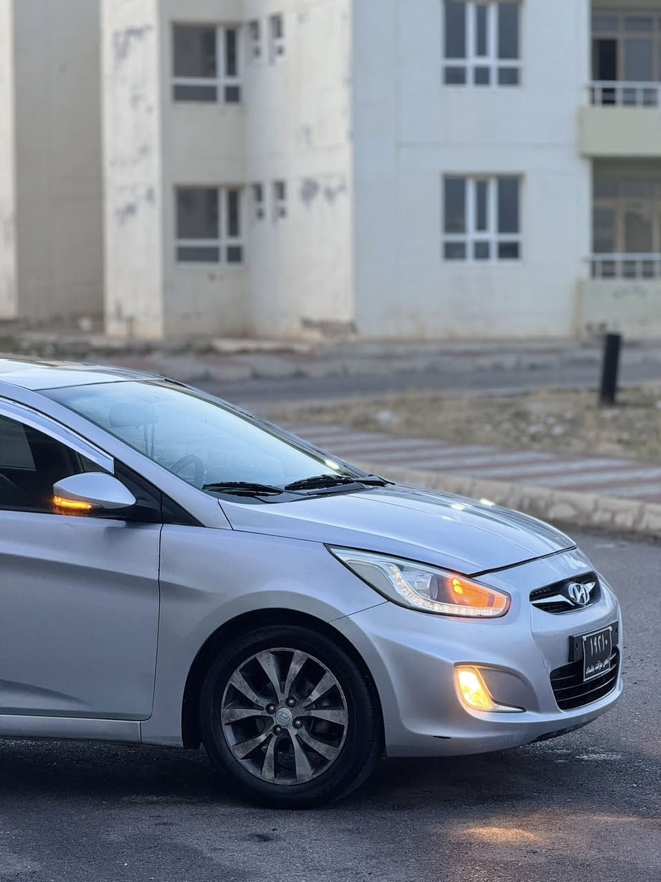 ( بةناو خوداى گةورةو ميهرةبان )
هؤندا ( Accent ) بؤ فروشتن براوة براوة براوة 

موديل ( ٢٠١٣ ) فول فول 

مواسةفات فول فول 

جلد و هيتةر 

سلايد ✅

‏ Eco ✅

بەسمە بيلاد ✅

سوكان هيتةر ✅

سوكان ڤؤليوم ✅

تراكشن ✅

ئاوينه ئيشارةت ✅

ئةوينة شةفت ✅

سةيارةكة بيزارة لة مواسةفاتى خؤى فول ✅

سةيارةكة بي شوخت و چاله شوختى بجوكيشى نية

٢٥٠ مةسروفى تيدانيه سةيارةكة 

سفر سفرة ماشالله سةيارةكة گيرو مةكينة بةشةرتى ١٠٠فيتةر سةيارةكة سةيارةى مالة سةيارةى مةحرةز نية

پيش و پشتى كةپسه سةيارةكة بي دةحمو ليدراوة

سةيارةكة بي حةيب و حارة لةسةر بيمنةتى دةيفروشم

نرخى ( ٥٩گةلاو مةجاليكى برايانه ✅

ژم . ***********✅

شوين رانية دةوروبةرى ✅

ادمينى ❤️🌹
