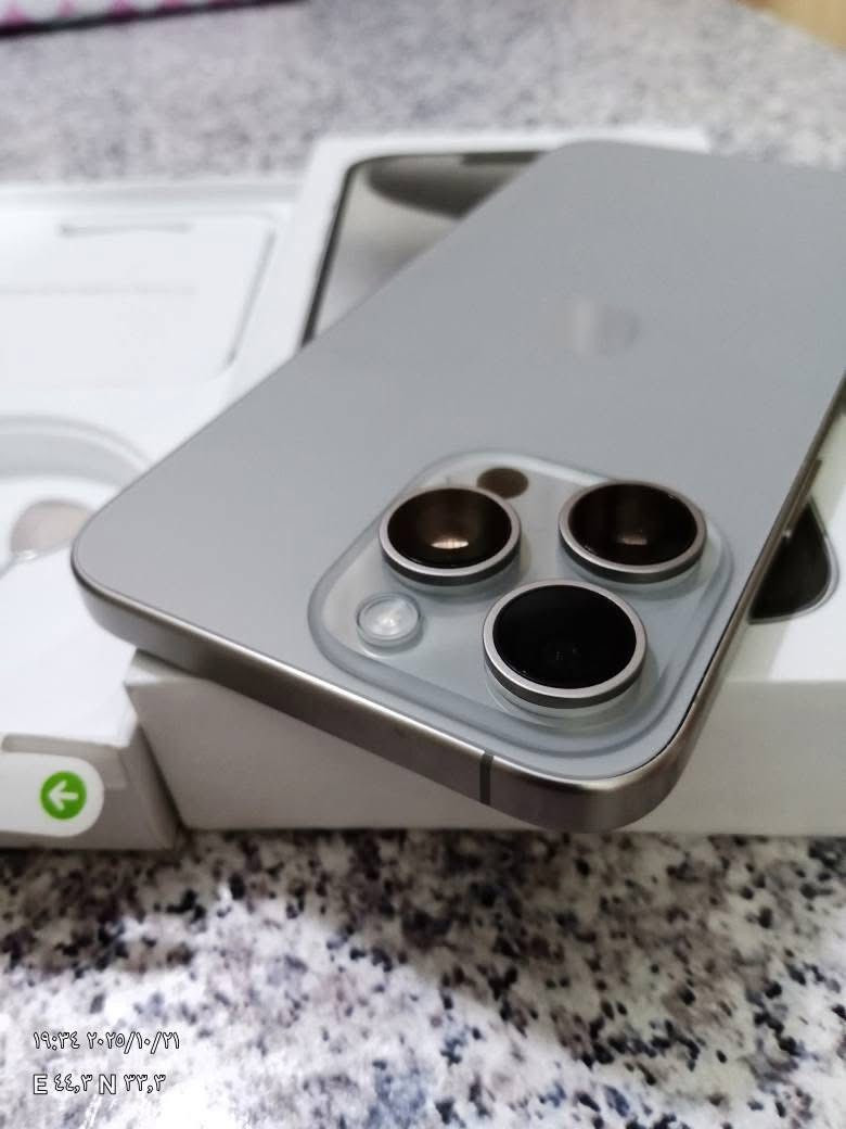 السلام عليكم من رخصة الادمن  

متوفر للبيع 
سعر مناسب 
       
📱ايفون 15 برو ماكس
🩶لون 😍
💾 ذاكرة 256 😍
🔋 نسبة البطارية %95
كامل ملحقات
عدد دورات ٢٧٩
Za دبل خط 
بدون لا شخط ولا طخه 
📞
فول نظافه   شرط  مامفتوح ومابي شخط😍
الجهاز اخو جديد نضافةً ١٠٠./.
الشراي يتفضل خاص لو يتصل ويدلل
يرهم مراوس بأيفون حسب القناعه
 مكاني الدور ***********
