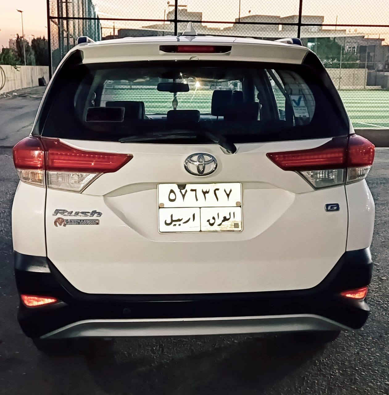 توێتا ڕووش.مۆدیل 2020 سەنەوی بەسەرنەچوە هەزەی کراوە.مواسەفاتی 6 ئێرباگە .کامیرەیە.مەکینە بچوکە.
7 مەقعەدە سویج بەسمەیە.بەشەرتی گێڕوو مەکینەو تەبرید هەمووی لەسەربیلادی ماوەو دەستکاری هیچ شتێکی نەکراوە بەسفڕی لەشەریکە  جیهان هاتۆتەدەرێ یەکدەستە لای خۆمان 
بۆپیوەندی:***********
*********** أربيل, العراق
