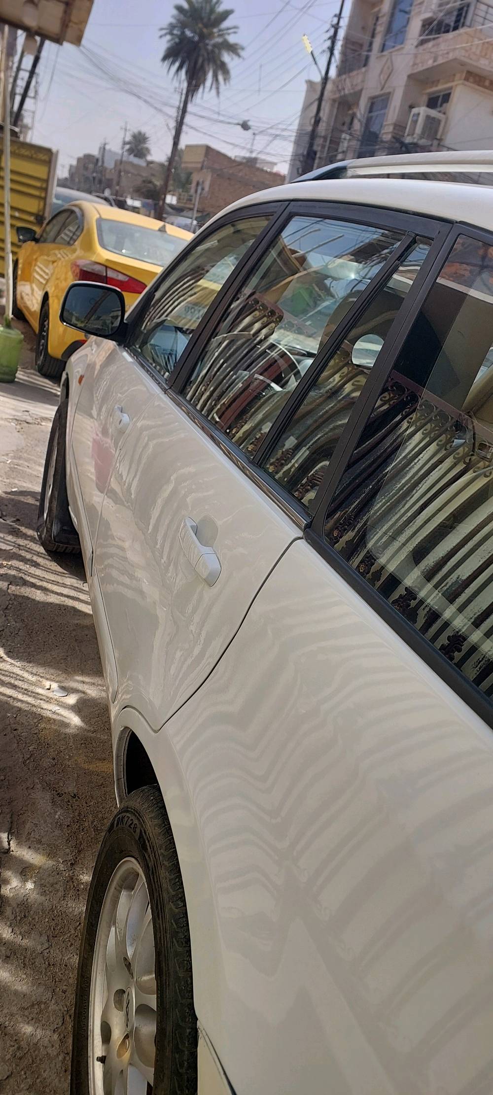 السلام عليكم..  تيكو 2012 گير ميكانيكي..  
السياره كلش حلوة گير ومكينه خير  من الله.. استعمال بيت ماشه 120
بيها قطعتين صبغ فقط... 
بيها نواقص خفيفه
رقم بغداد دولي بأسمي اني صاحبها 
مكاني بغداد رايدها ب51 وبيها مجال بسيط 
واتس اب ***********