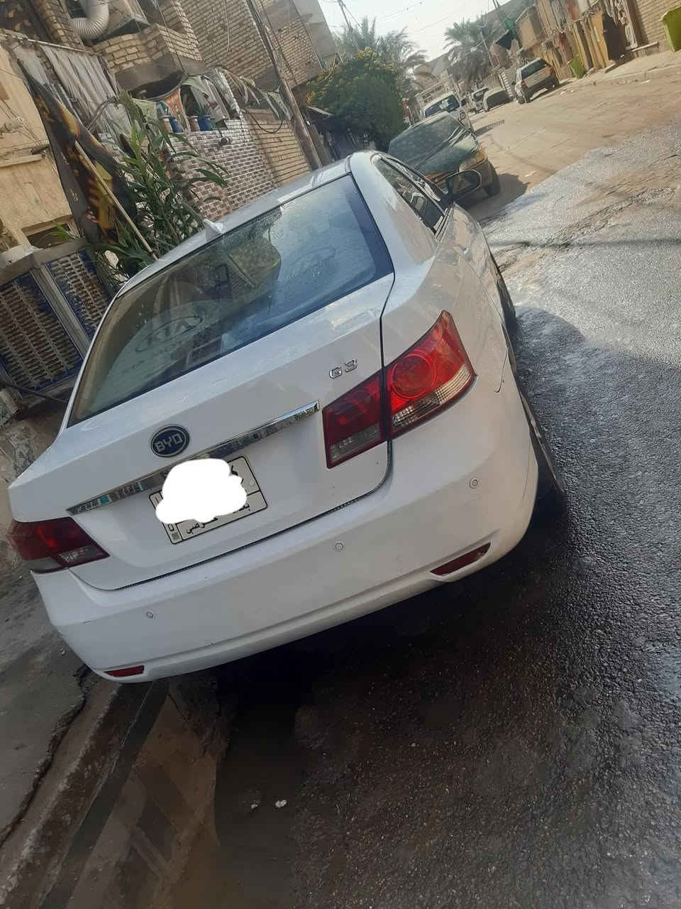 السلام عليكم عندي بي وايدي الون ابيض بغداد بسمي السياره بيه جاملغ أمامي مبدل وبيه الجاملغ الخلفي طخه خفيفه ومعدل على البارد تبريد شغال بارد السياره مكفول  السعر 53 وبيه مجال  الرقم ***********

