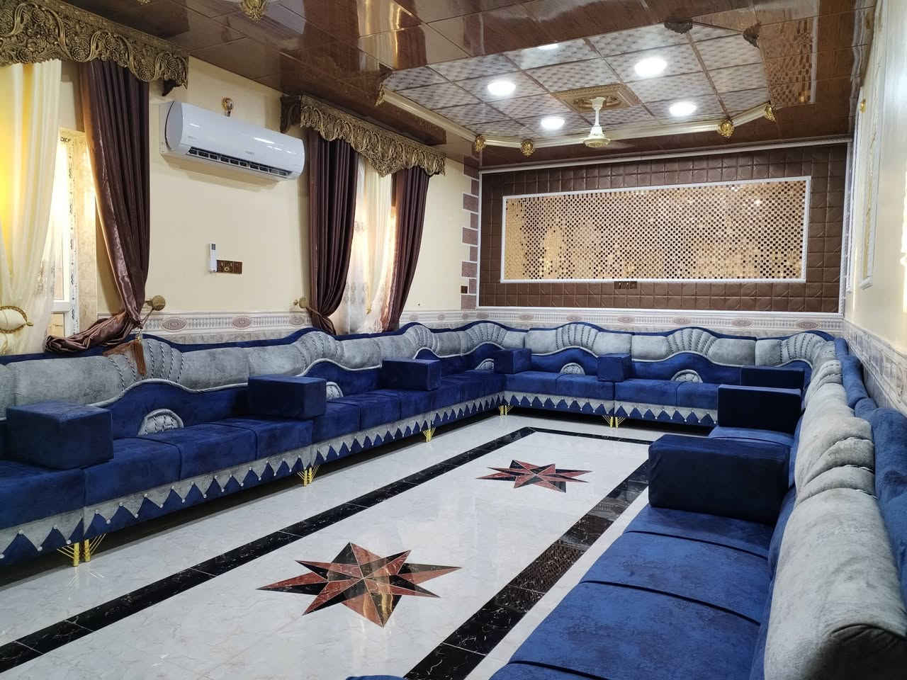 بسم الله الرحمن الرحيم
#معمل_المدينة_للآثاث #مقابل_ناحية_الكرابلة
#مجاور_منفذ_الوائل_***********
يقدم كل ماهو جديد وجميل وبأسعار مناسبة وبجودة عالية وبضمان العمل... الأسعار ٨٠__٩٠__100__١١٠__١٢٠
  تختلف حسب الديكور والمواد المستخدمة من اخشاب واسفنج واقمشة
