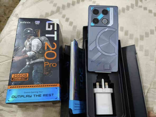 انفنكس  جي تي ٢٠ برو مكفول  نظيف ملحقات كامله 

ذاكرته ٢٥٦ عشوائي ٢٤ 

مكاني بغداد البياع 

للاستفسار اتصل ***********
