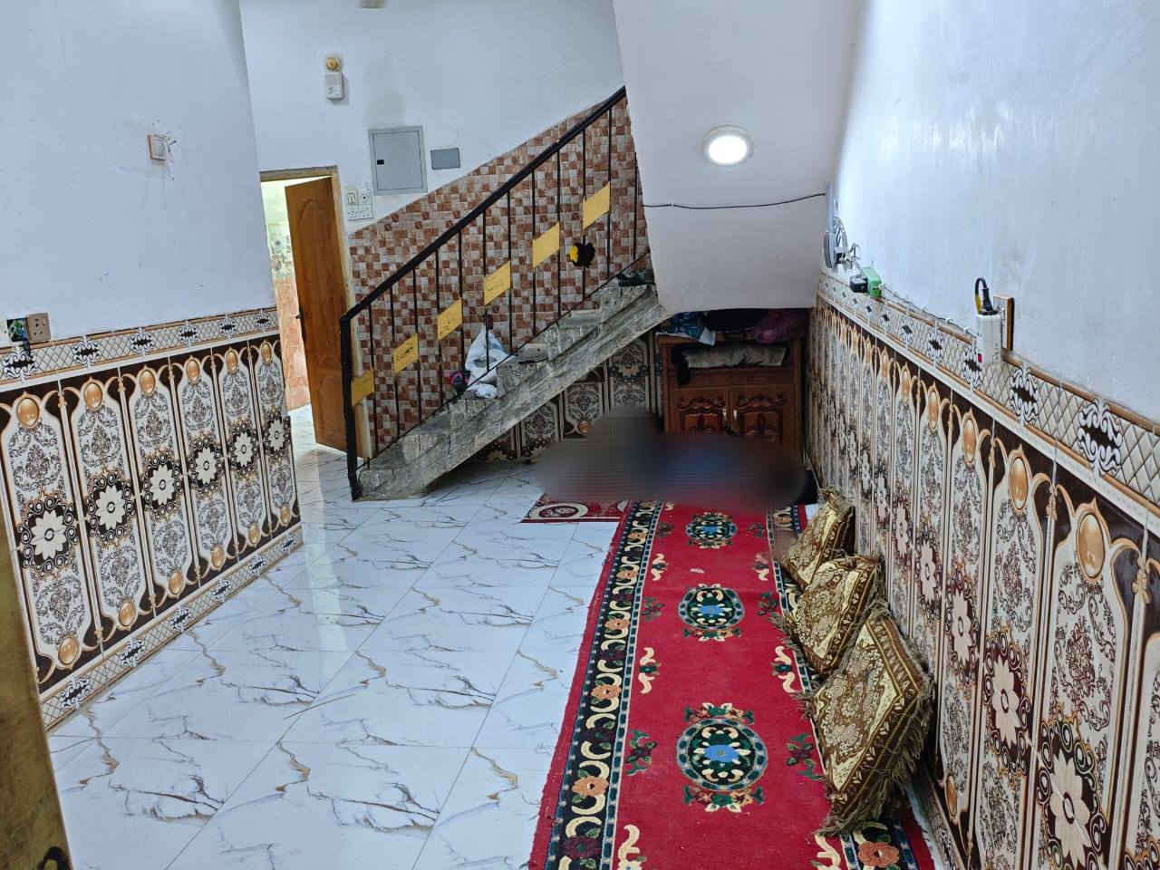 مكلف بالنشر

بيت للبيع في حي الجهاد الساهرون بالقرب من شقق العتبه أقرب نقطه داله ملعب آل شبل
المساحه ١٠٠ متر طابو صرف
البيت يحتوي على غرفه وصاله ومطبخ وحمام داخلي
وبراني مع مجموعه صحيات خارجيه ومحل أسواق
السعر ٨٥ وبي مجال
للاستفسار الاتصال على الرقم  👈 ***********
