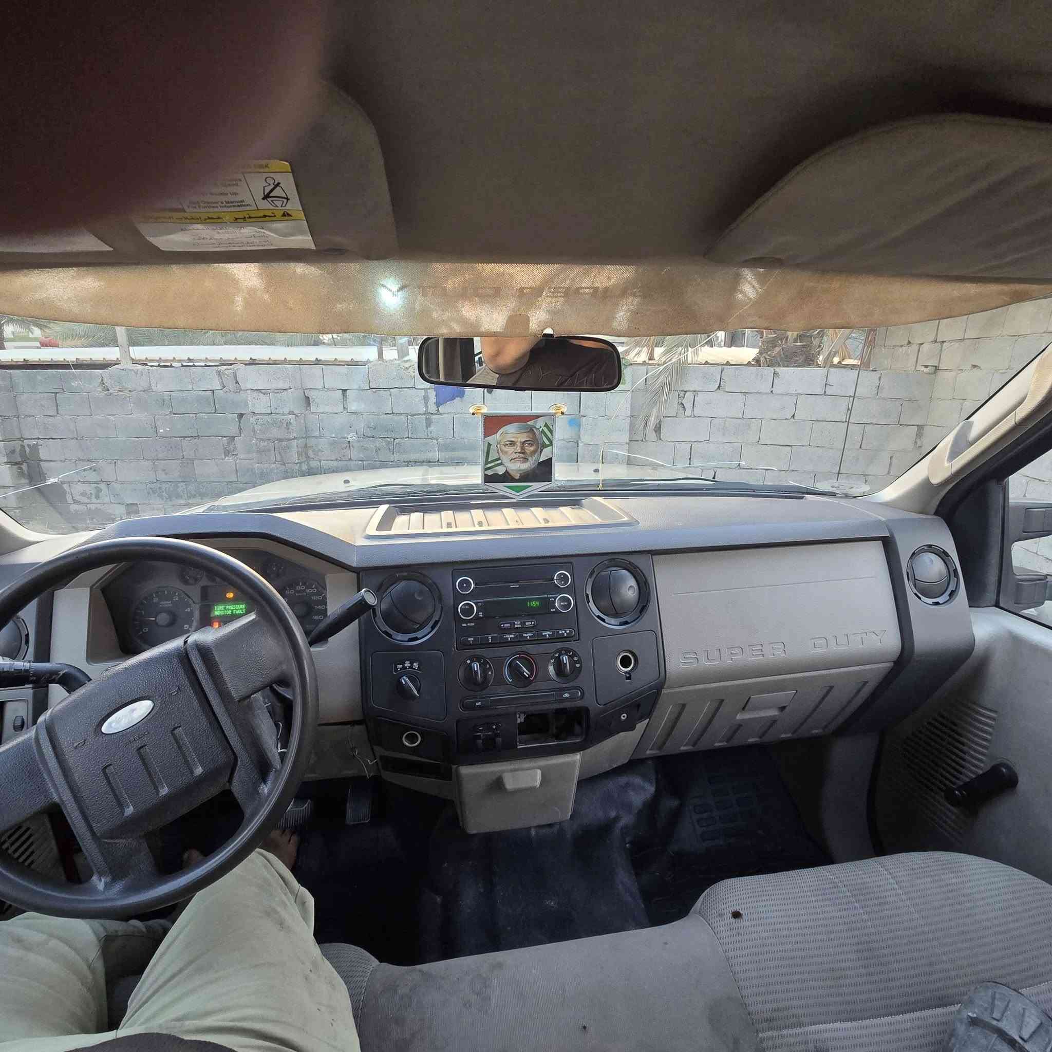 سلام عليكم فورد F350 ديوتي كاز V8 موديل 2009 سيارة حلوة وشرط التحويل رقم أربيل سنوية لل2026 السعر 105 وبيهة مجال قليل   ***********
