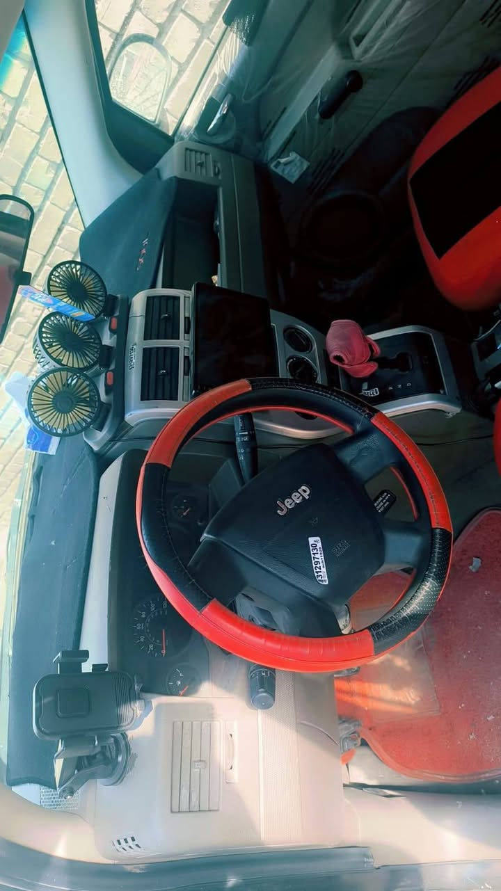 سلام عليكم للبيع فقط
نوع سيارة جيب كومباس موديل 2008
سياره شاشه كاميرا محرك 2400 
سياره دفع 4X4 نظيفه كلش 
بدون كصه بدون كصه سياره 
مانفيس اوراقه ويه بس ابيع أدوات 
بيه أرقام بغداد الاماني سنويه عضم عاج 
سعر 42 وبيه مجال مكان السياره بغداد 
الخاص مفتوح


**إذا كنت صاحب هذا الإعلان وتريد حذفه لأي سبب، رجاءا أرسل رسالة إلى الدعم الفني**