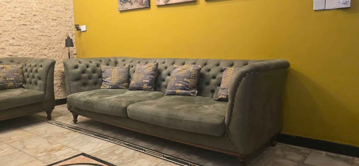 قنفات صنع تركي مستخدم للبيع
السعر 450 الف
العنوان بغداد حي اور


**إذا كنت صاحب هذا الإعلان وتريد حذفه لأي سبب، رجاءا أرسل رسالة إلى الدعم الفني**