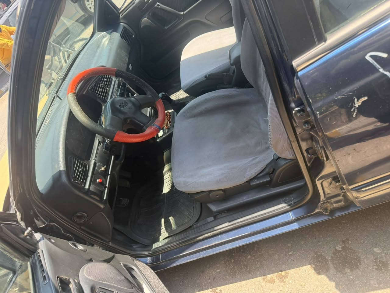إلنترا دمعه للبيع موديل 93 بغداد لل 29 مكفول من الضربه
تحويل ثاني يوم وشرط التحويل
مكينه مكفوله كير عادي جديد شاده + منظومه بريك نفض مشتغلها جديد
ضفيره وعقل واربعه بوب وباتري وزوج مازدات ودعاميات جديد شادهن كهربائيات كلها شغاله 
تبريد ويه الاسويج يشتغل ثلج
قطره خياس ماكو

***********
