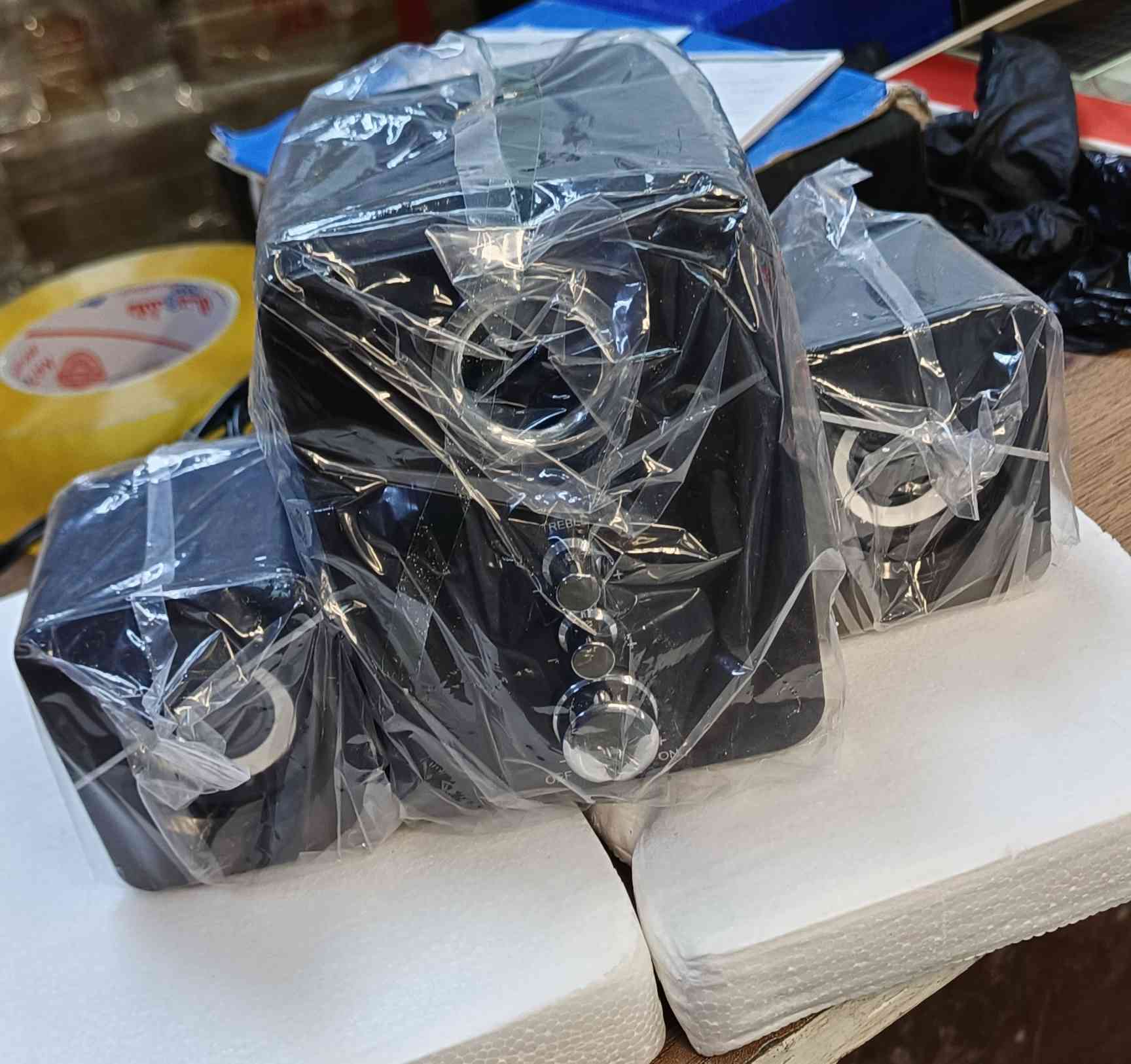 سلام عليكم سستم صوت حاسبه دبل فيشه جديد باله امزون سعرك


**إذا كنت صاحب هذا الإعلان وتريد حذفه لأي سبب، رجاءا أرسل رسالة إلى الدعم الفني**