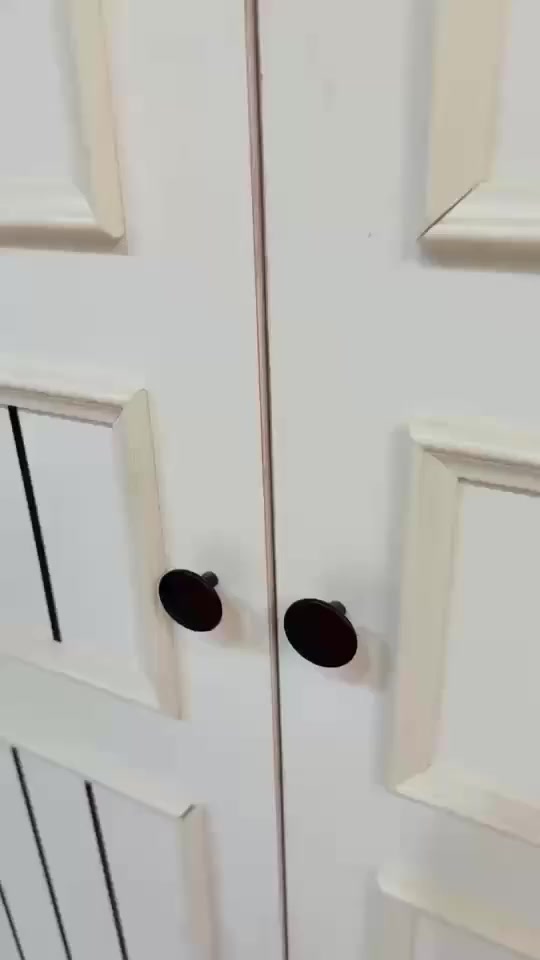 ✨ غرفة تركي 🇹🇷 تركي حديث اصلي 9قطع
نظام ابواب 
سرير مخزن عملي 
 قماش وتر بروف أصلي
✨ نظافة 95 /💯
السعر  / مليون و150 
 شد ونقل مجاني داخل بغداد
توصيل للمحافظات بأسعار رمزية


**إذا كنت صاحب هذا الإعلان وتريد حذفه لأي سبب، رجاءا أرسل رسالة إلى الدعم الفني**