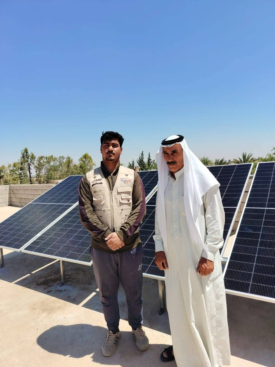 العم ابوعماد محمد الشلال /ناحية الرياض/ قرية حسيب العارف/ تنصيب منظومة طاقة شمسية بواقع ١٠ أمبير نهاري ٦ أمبير ليلي من قبل شركة كولدن بور للطاقة الشمسية فرع-ناحية الرياض .
متوفر نظام اقساط شهري .
ناحية الرياض مجاور عيادة الدكتور عايد معرض ابوياسر الشاطي.
للاستفسار:
***********
