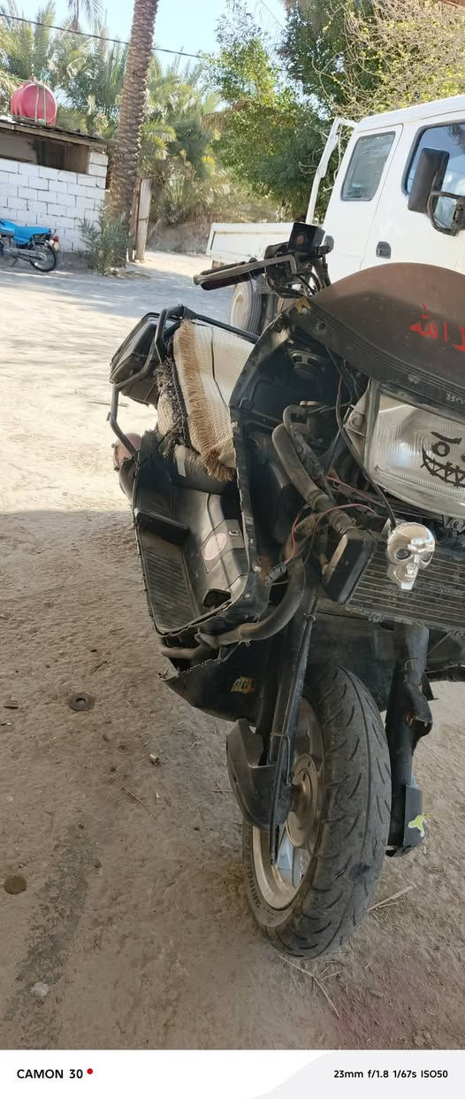 السلام عليكم شبابنا العزاز يوجل للبيع ب 300 وبيها مجال لا تنقص لا تبخر
***********
