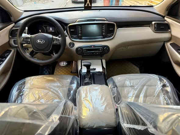 السلام عليكم 
سورنتو 2020 خليجي 
بغداد رقم الجديد هزه جديده
مكفوله كفاله عامه 
عدا صبغ باب يمنه على كد شبر  
فول مواصفات 
بانوراما 
بصمه 
شاشه كبيره 
كاميرا خلفيه 
قطعتين تبريد 
صندوق كهربائي 
كشنات كهربائي 
ويل 19 
مكينه 3600 
سته سلندر 
7 راكب 
رادار 
حساس امامي خلفي 
لايت ناصي عالي زنون 
وبيها مواصفات بعد هواي 

السياره نضيفه جداً  استعمال شخصي 
ماشيه ٦٧ الف حقيقي 
سعر  258 ورقه وبيها مجال بسيط 
العنوان بغداد حي القاهره قرب جامع النداء 
الرقم ***********
