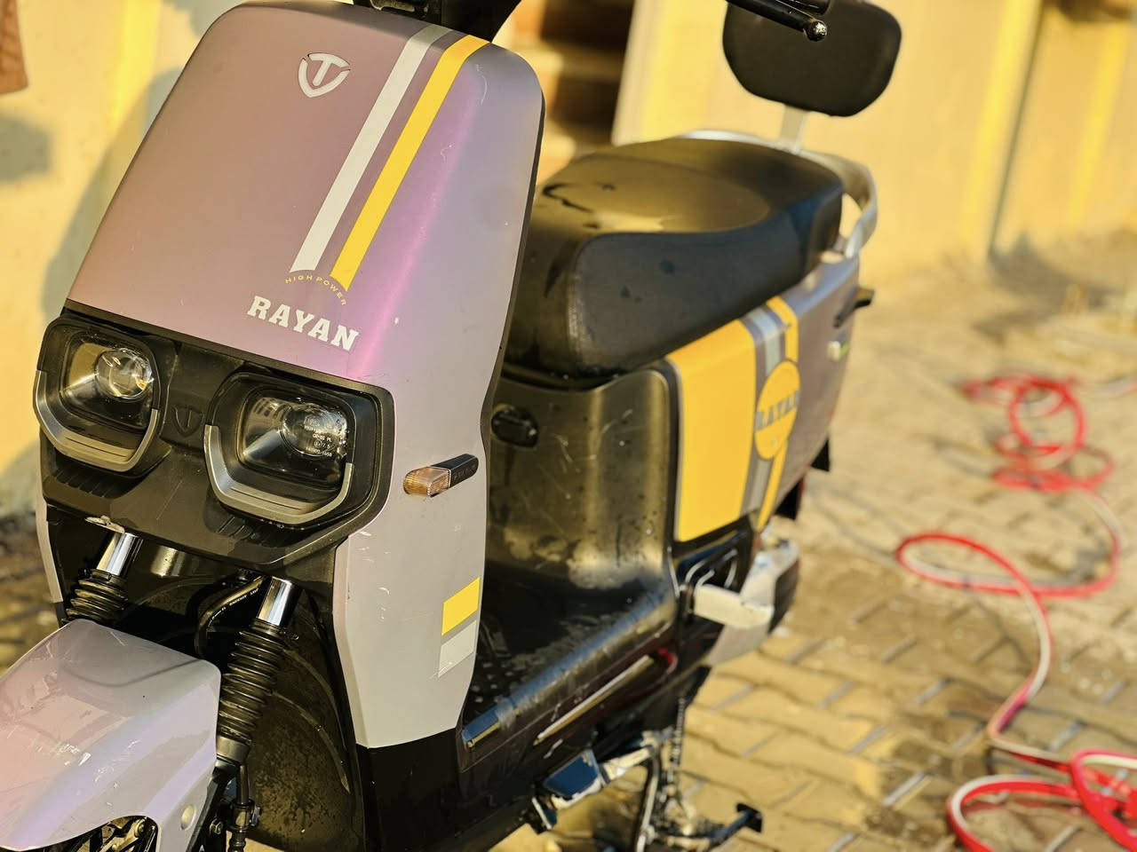 دراجه الريان ام عيون 6بطاريات جدد 

سعر 650

0772 341 5587‬

متواجد واتساب فقط
