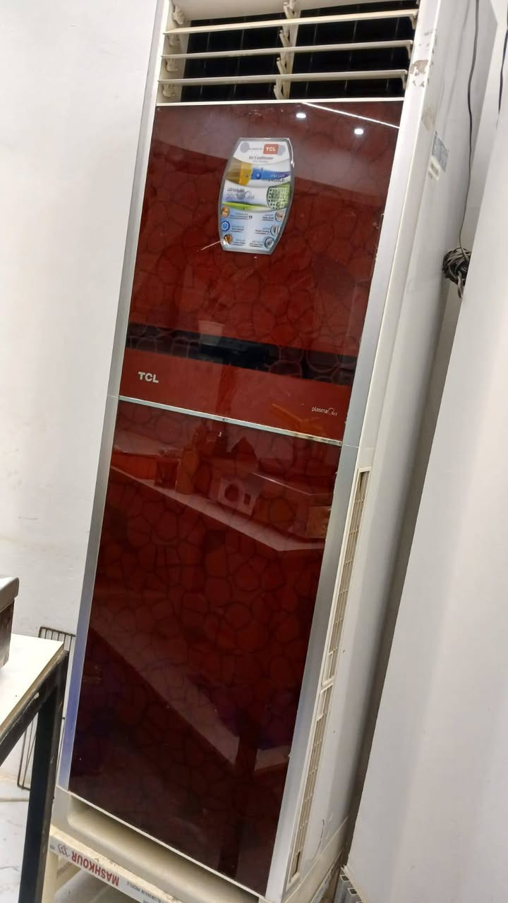 سبلت كنتوري مستخدم قليل نظافه ١٠٠من ١٠٠ ثلاثة طن للبيع السعر مليون ٢٠٠ بي مجال بسيط للاستفسار الاتصال على الرقم ***********
