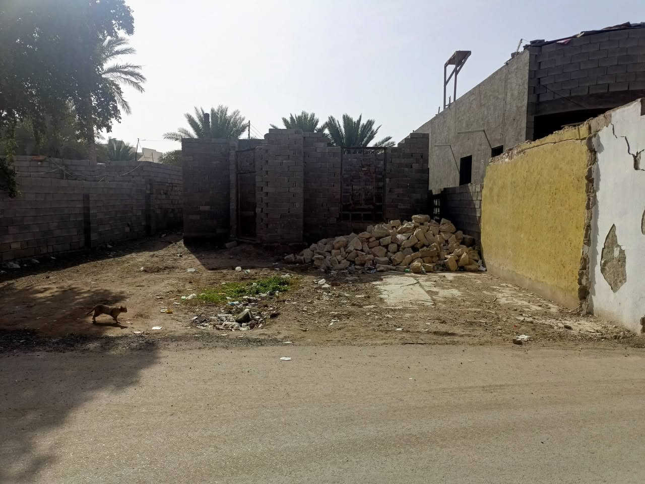 السلام عليكم بيت هيكل  طابق واحد الصوفيه قرب جامع الصوفيه 

المساحة ٣٥٠متر
شارع ١٠متر
الوجه ١٢
النزال ٣٠
السعر ٨٠مليون قابل للتفاوض  

للمزيد من التفاصيل
 يمكنكم زيارة مكتبنا مكتب العين العقار ع شارع 40 مدخل الصوفيه الثانية 
او الاتصال على الارقام التاليه 
***********
***********
***********
