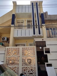 ادمن الله عليك وافق السلام عليكم بيت لبيع نصف قطعه شارع الكهرباء 07742...