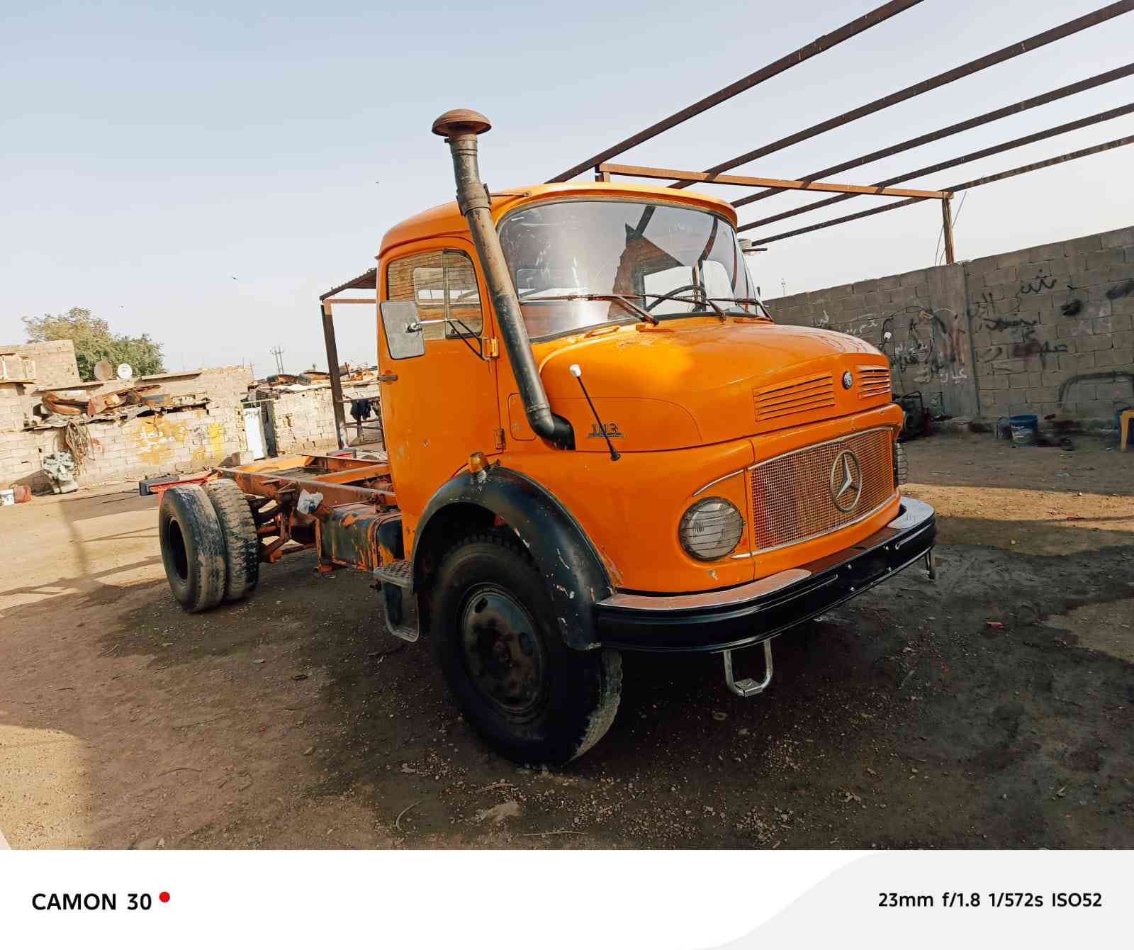 السلام عليكم البيع ابو ردين موديل 86مكفول كفاله عامه السياره جديده مكفول من كير ومحرك  وشاصي بودن ارقام السياره جديده المكان بغداد رقم الاتصال ***********..
