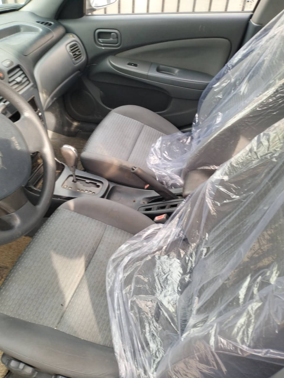 سامسۆن بڕاوە2008
بەشەرتی گێرو مەکینە و لێدراو تەقەو ڕەقە 
چوار تاییەی لۆکی لەژێردایە
پێش و دوای کەپسە
170 0000 ڕۆشتووە
43وەرەقەو مەجال
0750 1259284
