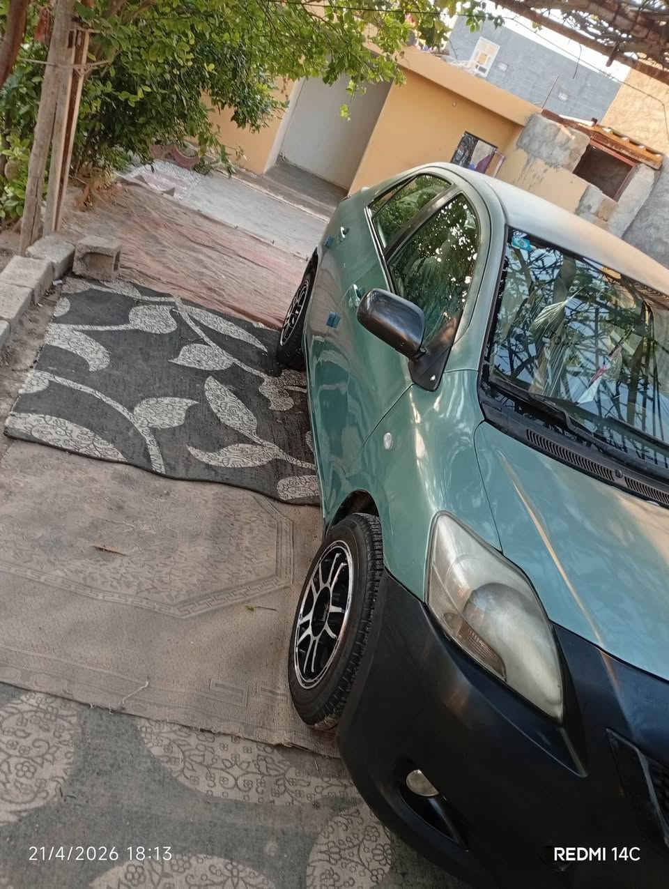 سلام عليكم كورلا يارس موديل 7بسمي كير مكينه خير من الله صدر جديد تخم تاير جديد تبريد جديد مكان السياره بغداد الغزاليه السعر 65او بيه مجال امراوس اراوس عادي ***********
